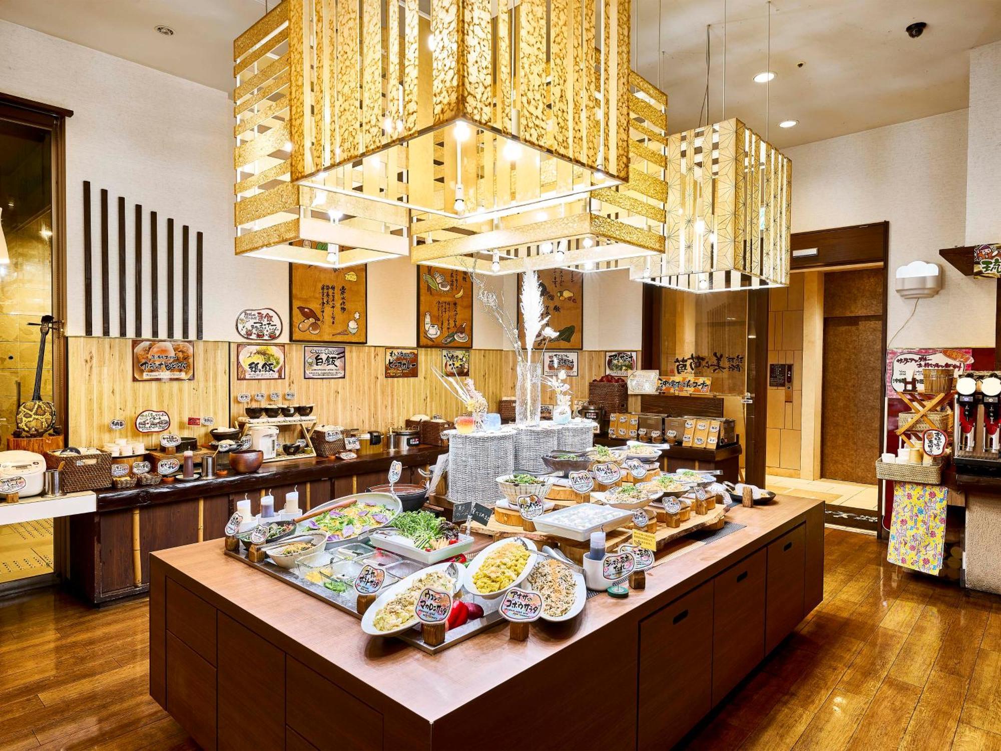 Daiwa Roynet Hotel Naha Kokusaidori Buitenkant foto